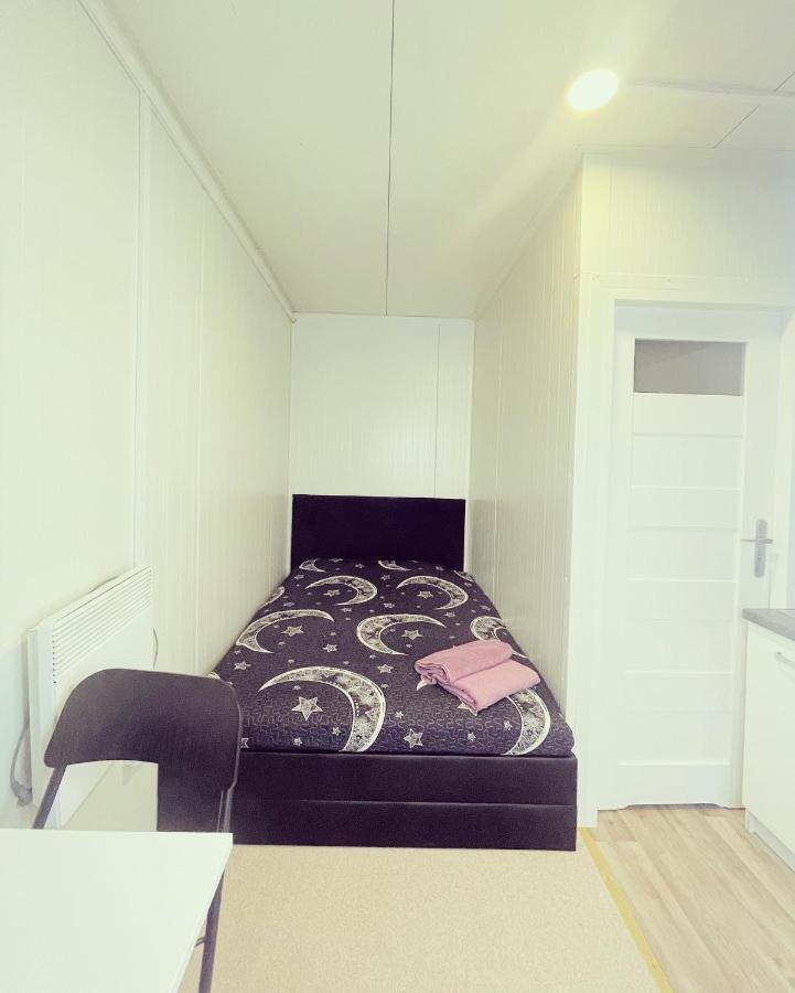 Apartamenty Modul วอร์ซอ ภายนอก รูปภาพ